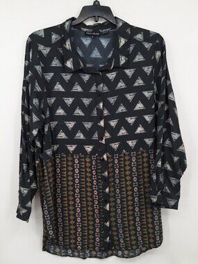 Tolani Collection Women's Button Front Color Blocked Geometric Printed Top 2X